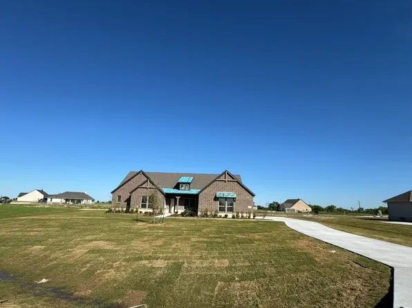 2208 Continent Ct, Krum, TX 76249