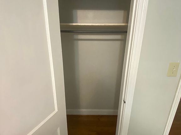 5th image of 15 Seneca Rd #15