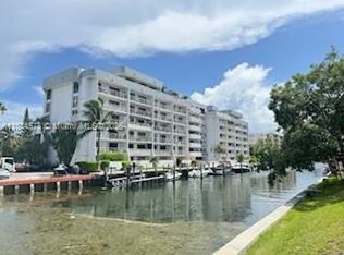 1650 NE 115th St APT 605, Miami, FL 33181