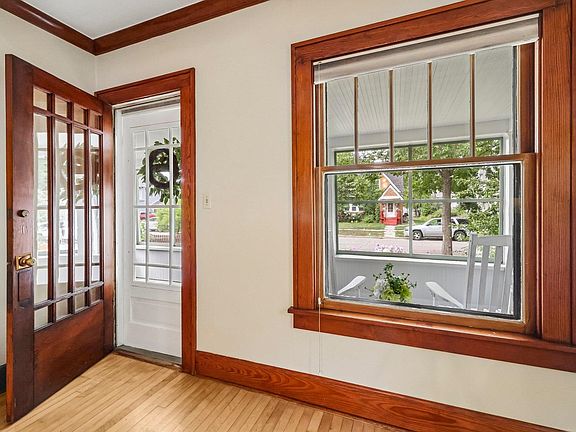 5th image of 618 5th St