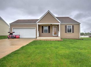 501 Lee Sturgis Dr, Niantic, IL