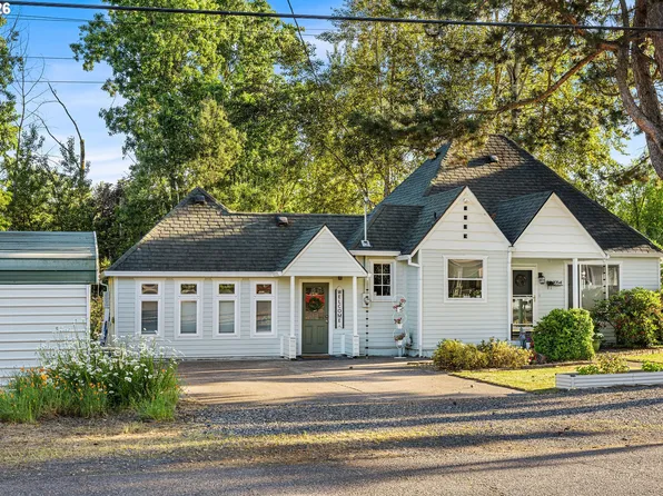 1054 NE Faloma Rd, Portland, OR 97211