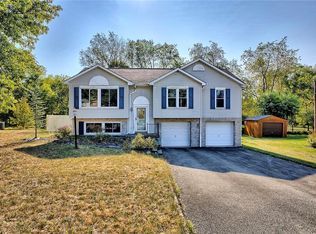318 Laurentz Ln, Greensburg, PA