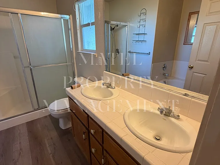 12642 Delaware Rd — Photo 11