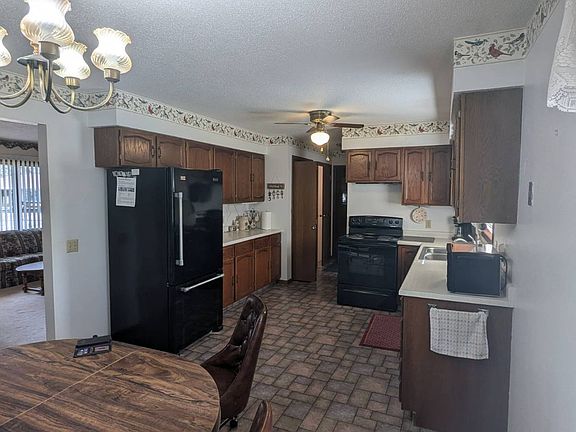 3rd image of 11 Ohm Dr