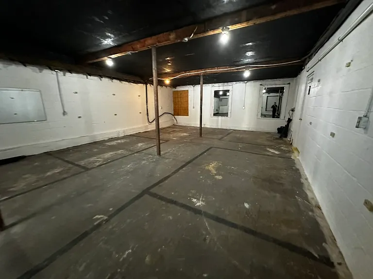 302 Radford St #A — Photo 12