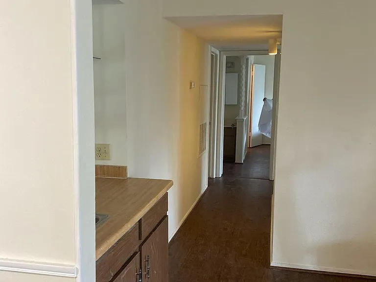 9009 Richmond Ave — Photo 4