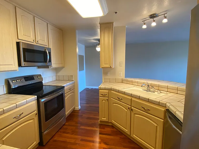 322 Hanover Ave #302 — Photo 4
