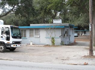 1304 Sunset Point Rd, Clearwater, FL 33755