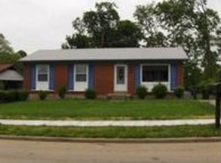 1055 Redwood Dr, Lexington, KY 40511