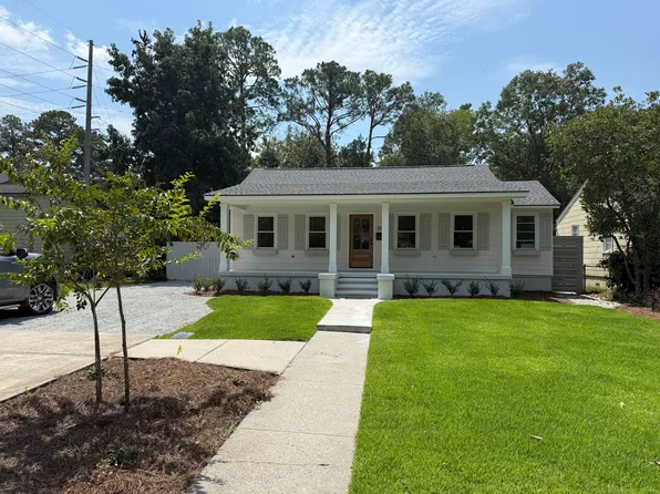315 E 65th St, Savannah, GA 31405