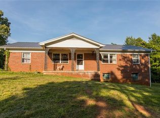 740 Chigger Ridge Rd, Taylorsville, NC 28681