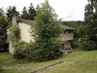 3rd image of 3103 NE 192nd St