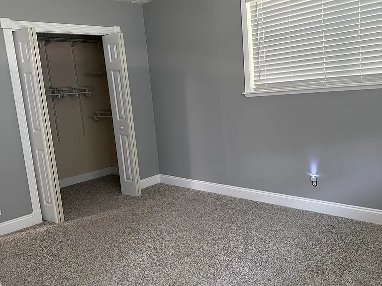 5044 Oakside Dr — Photo 6