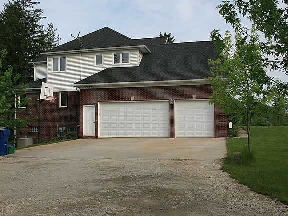 5th image of 66971 Christina Ln