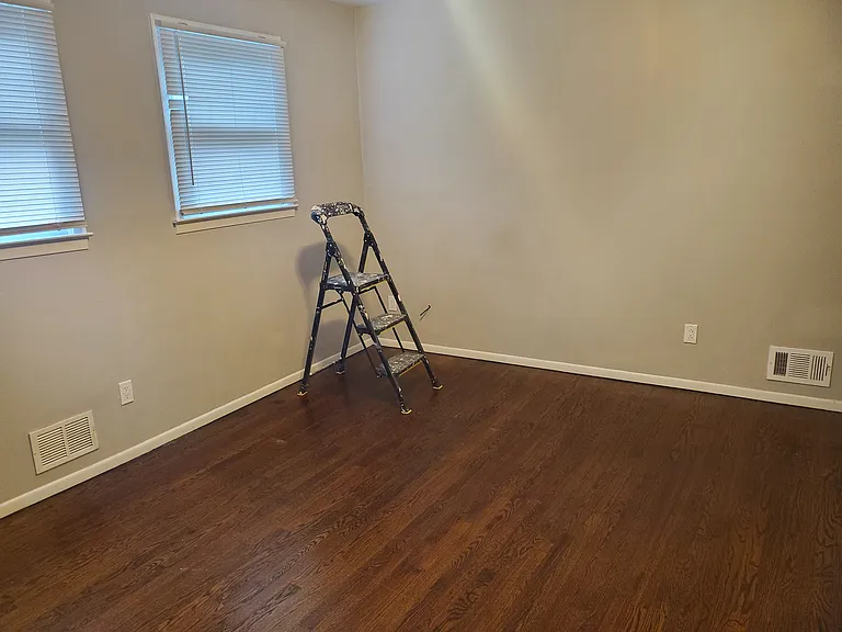 30 Bartha Ave #30 — Photo 9