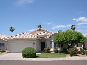 1st image of 120 W Fellars Dr