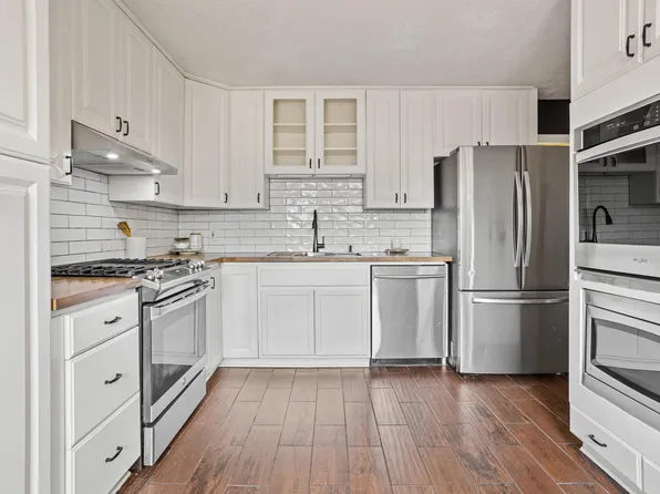 3204 20th St N, Bessemer, AL 35023