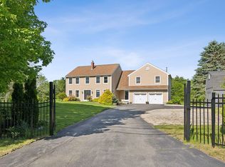 210 Main St, Cumberland, ME 04021