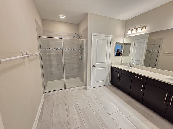 5th image of 5208 78th Street Cir E
