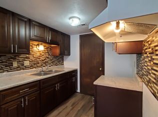 310 N 45th St APT 1, Belleville, IL 62226