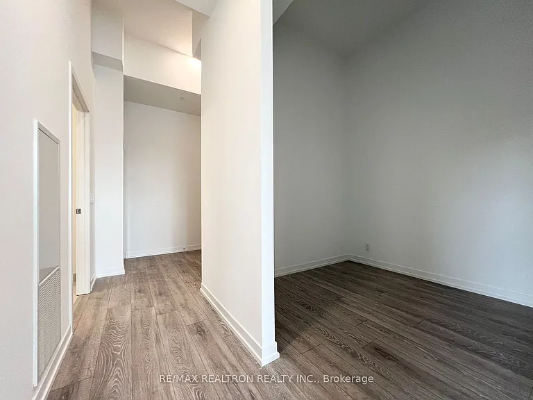 2020 Bathurst St #207 — Photo 33