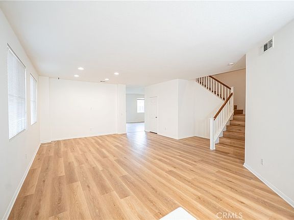 4th image of 1886 Spring White Rd