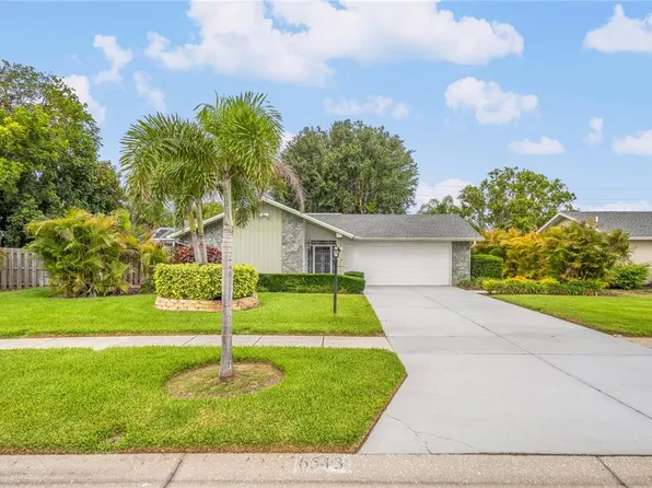 6543 Waterford Cir, Sarasota, FL 34238