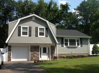 28 Sandra Ln, Wayne, NJ 07470