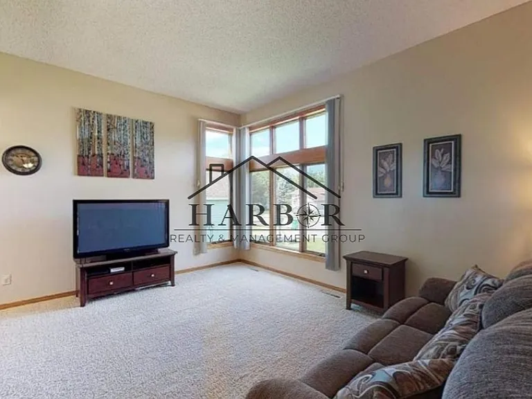 3814 10th Ave SW — Photo 9