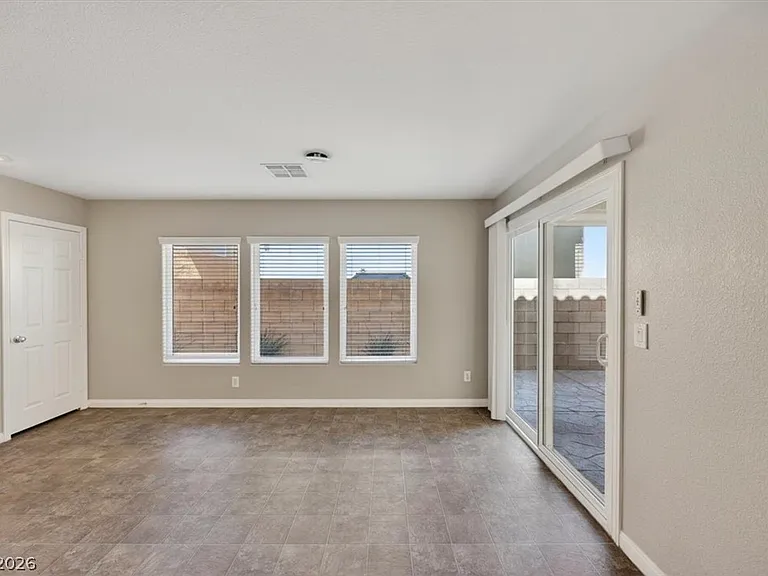 8380 Bismark Sapphire St #0 — Photo 16