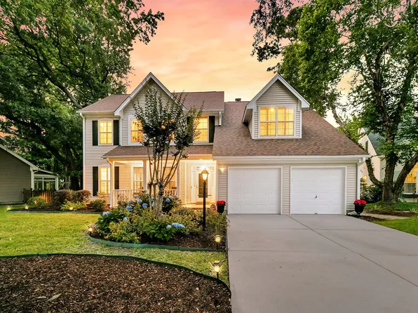 448 Jardinere Walk, Mount Pleasant, SC 29464