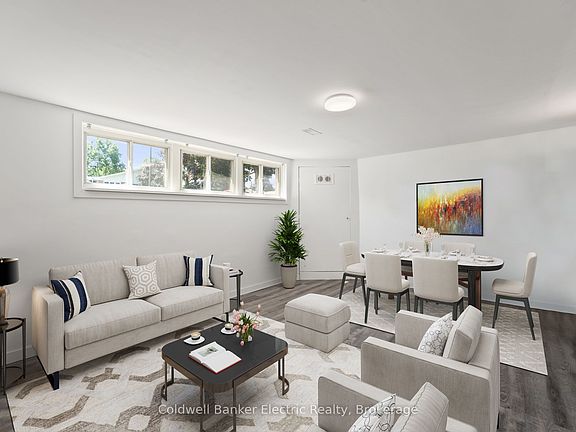 3rd image of 8B Pottinger St
