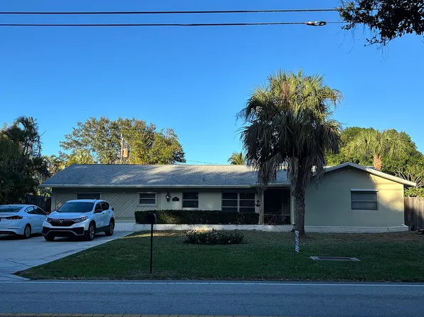 109 E Riverside Dr, Jupiter, FL 33469