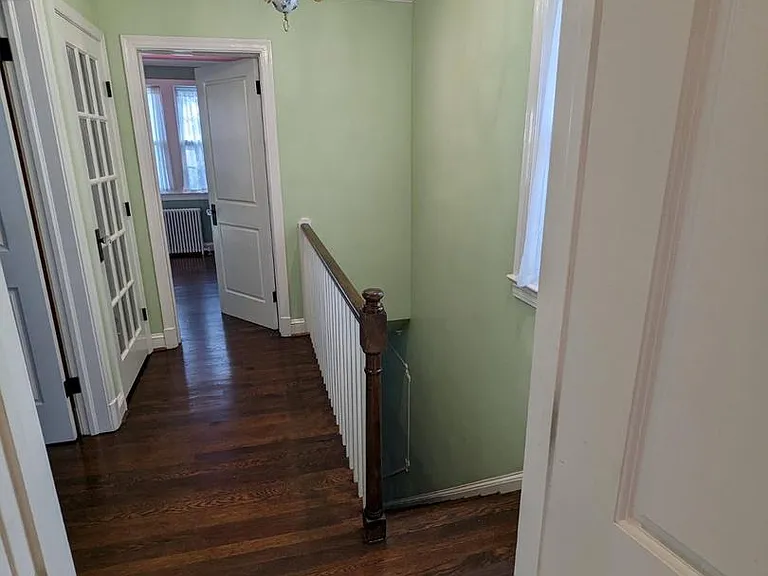 4910 Crescent St — Photo 19
