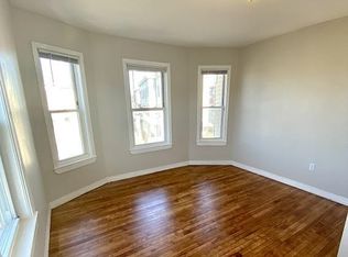 270 Grafton St APT 3, Worcester, MA 01604