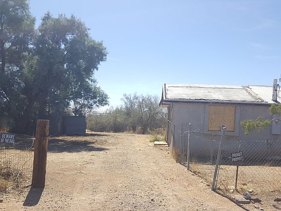 2nd image of 21739 W GRIFFIN Street