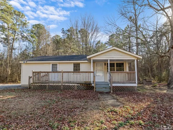 153 Genus Garner Ln, Pleasant Hill, NC 27866