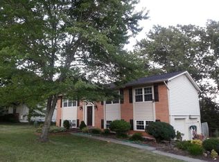 11928 W Kings Gate Rd, Knoxville, TN 37934