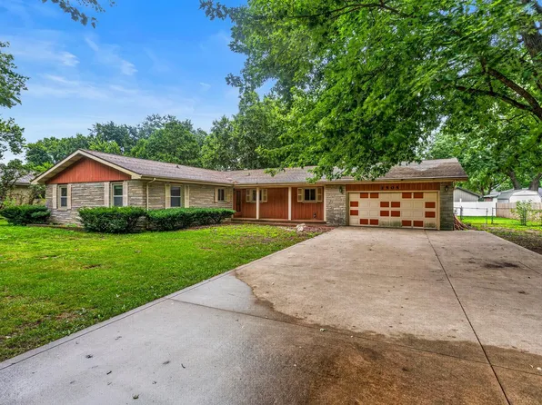 2505 Curtis Rd, Champaign, IL 61822