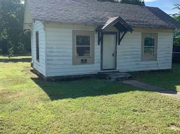 700 S Cleveland Ave, Cushing, OK 74023