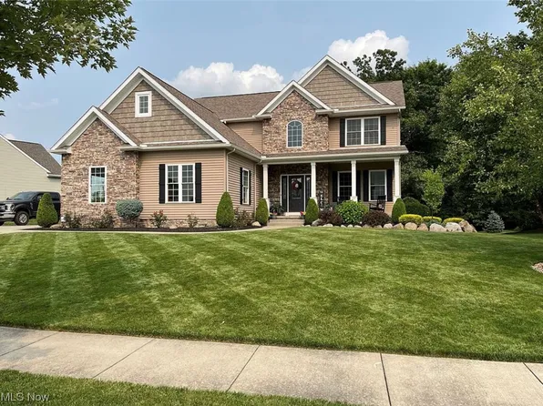 4752 Perie Wood Ln, Kent, OH 44240