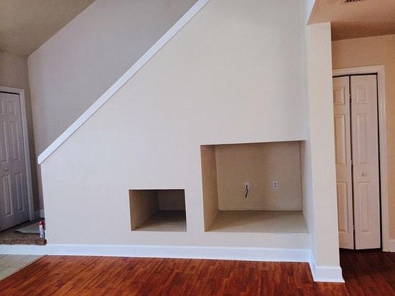 3rd image of 3217 Sawtooth Dr