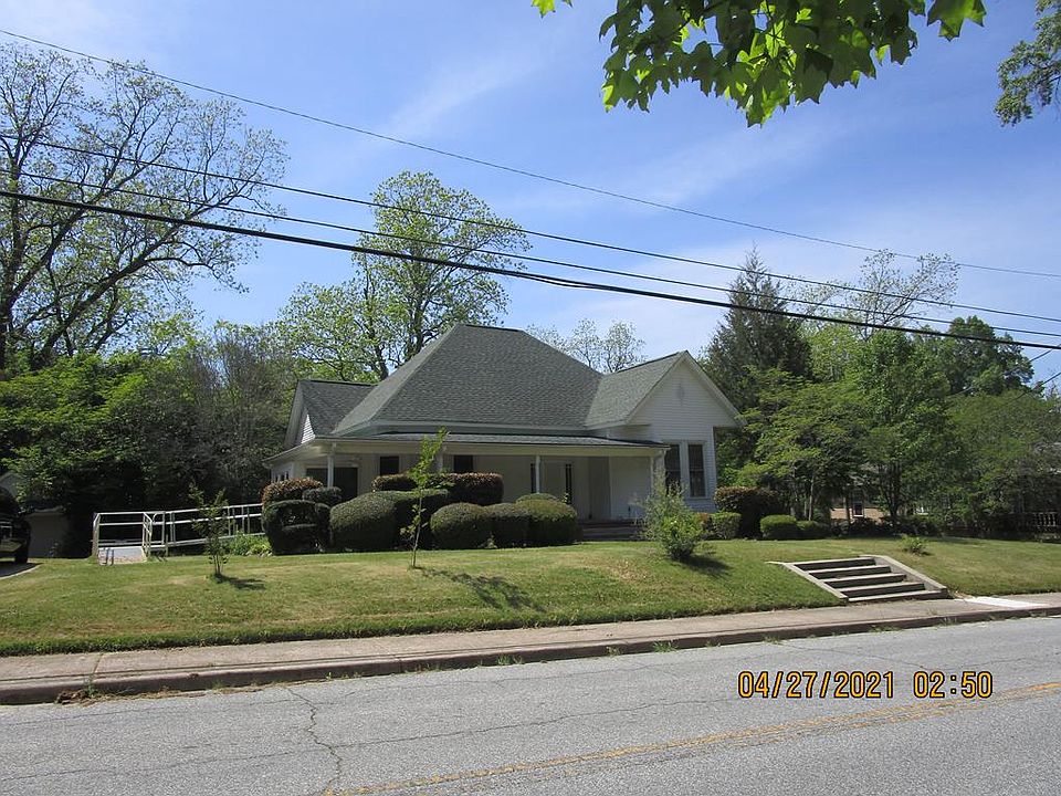 1st image of 207 Greenville St