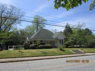 207 Greenville St, Abbeville, SC 29620