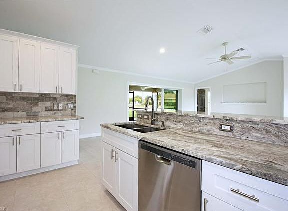 3rd image of 4548 SW 16th Pl