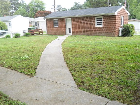 4th image of 732 Wilson St