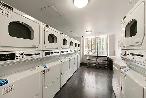 Rented by Bold New York | media 21