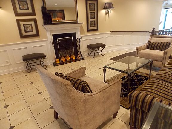 5th image of 501 Lake Hinsdale Dr APT 304