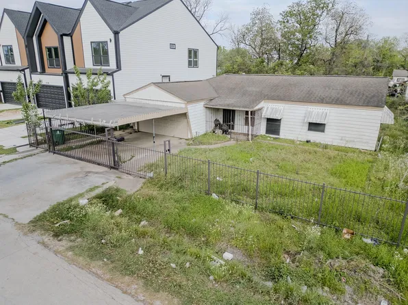 7121 England St, Houston, TX 77021